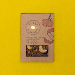 100GR PLADE - SYLTET APPELSIN / HAVTORN / CASHEWNØDDER / SÂO TOMÉ 66% MØRK CHOKOLADE